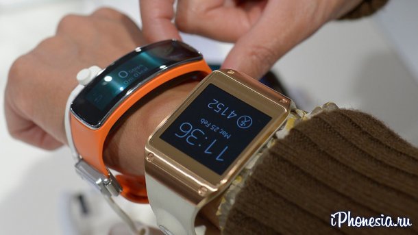 Samsung выпустит часы на Android Wear